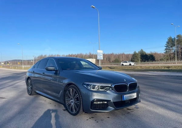 BMW Seria 5 cena 149900 przebieg: 119000, rok produkcji 2017 z Kielce małe 667